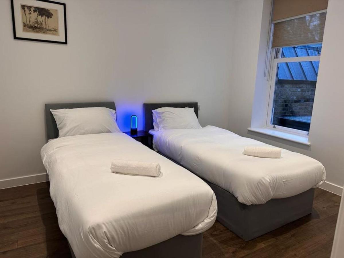 Gazde/Camere de închiriat Farringdon